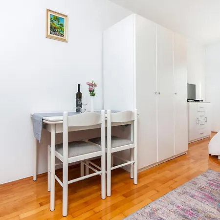 Apartament Carmelo *