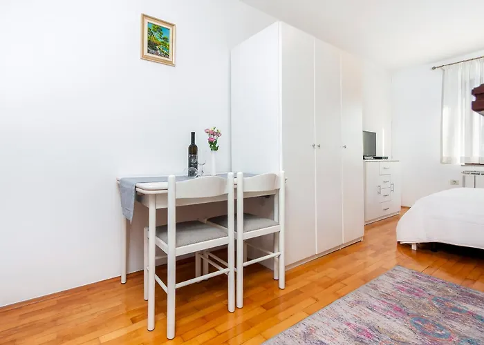 Apartament Carmelo *