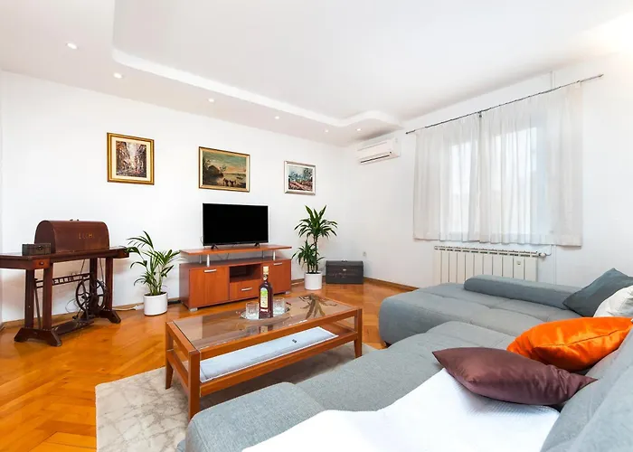 Carmelo Apartament